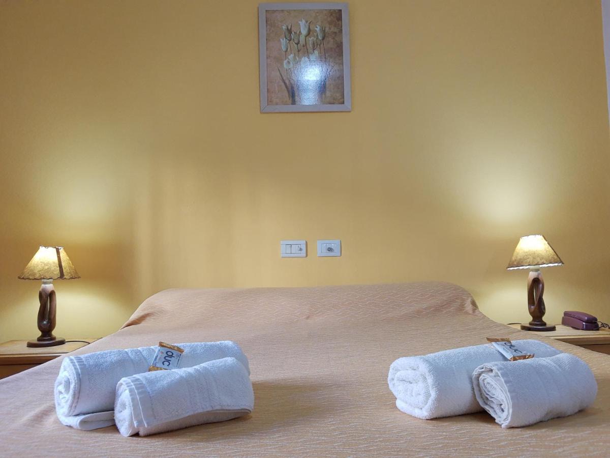 ויז'ה קרלוס פאס Hotel Brisas מראה חיצוני תמונה